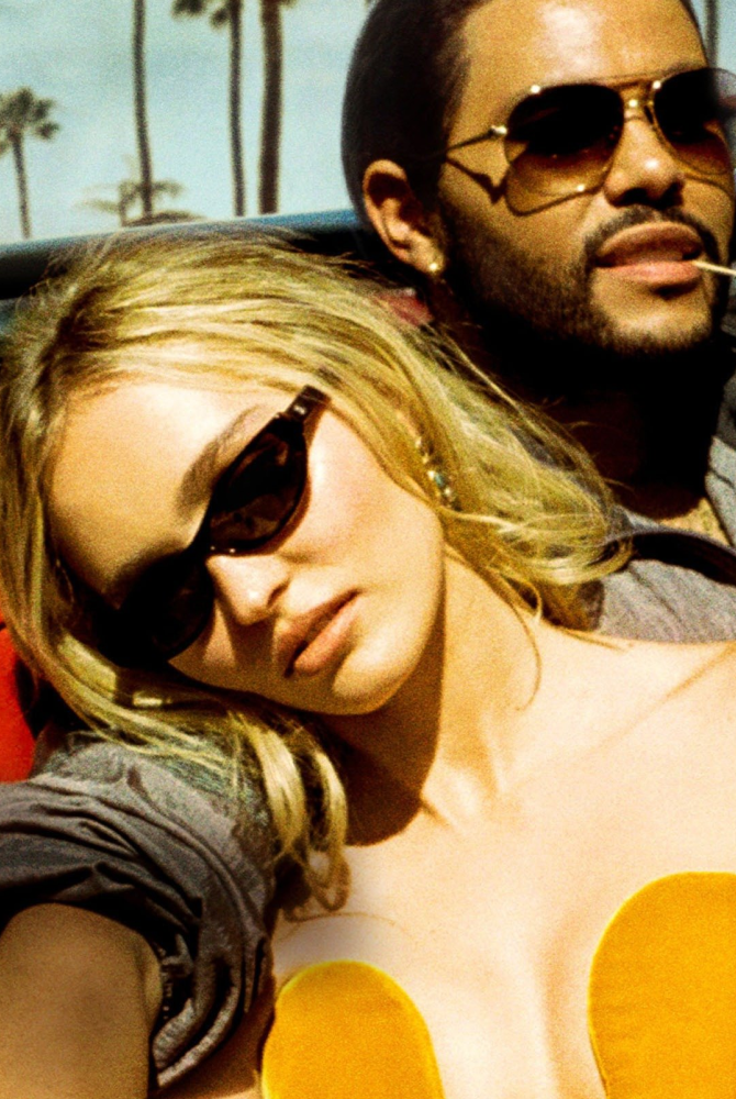 CHANEL Cat-eye sunglasses – Clutch